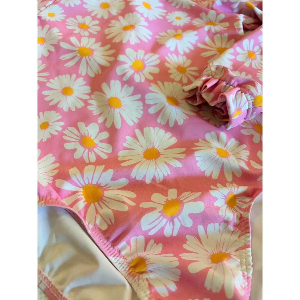 Little Girls Pink Daisy Long Sleeve Rash Guard Swimsuit White Size 6/7